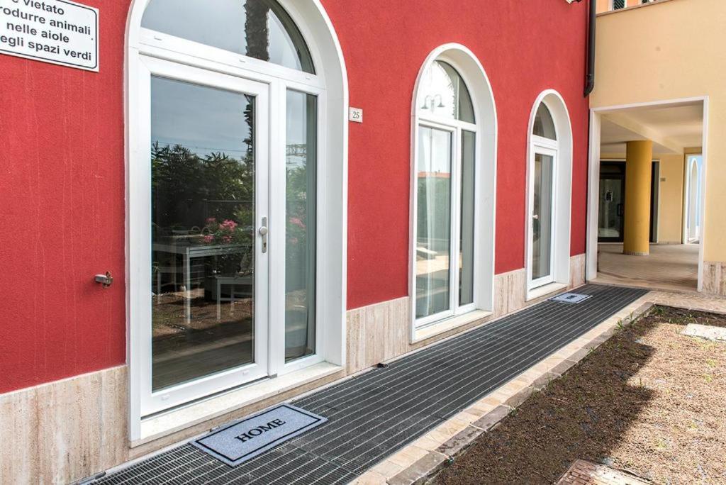 P010 - Porto Recanati, Nuovo Monolocale Fronte Mare المظهر الخارجي الصورة